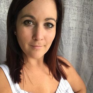 Meet your Posher, Josee